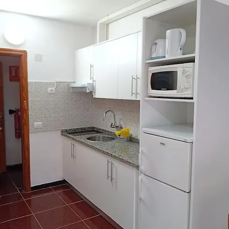 Apar Mari 2c Апартаменты Сан-Кристобаль-де-Ла-Лагуна